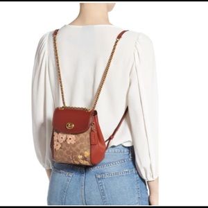 COACH Parker 16 Prairie Blossom SignatureBackpack